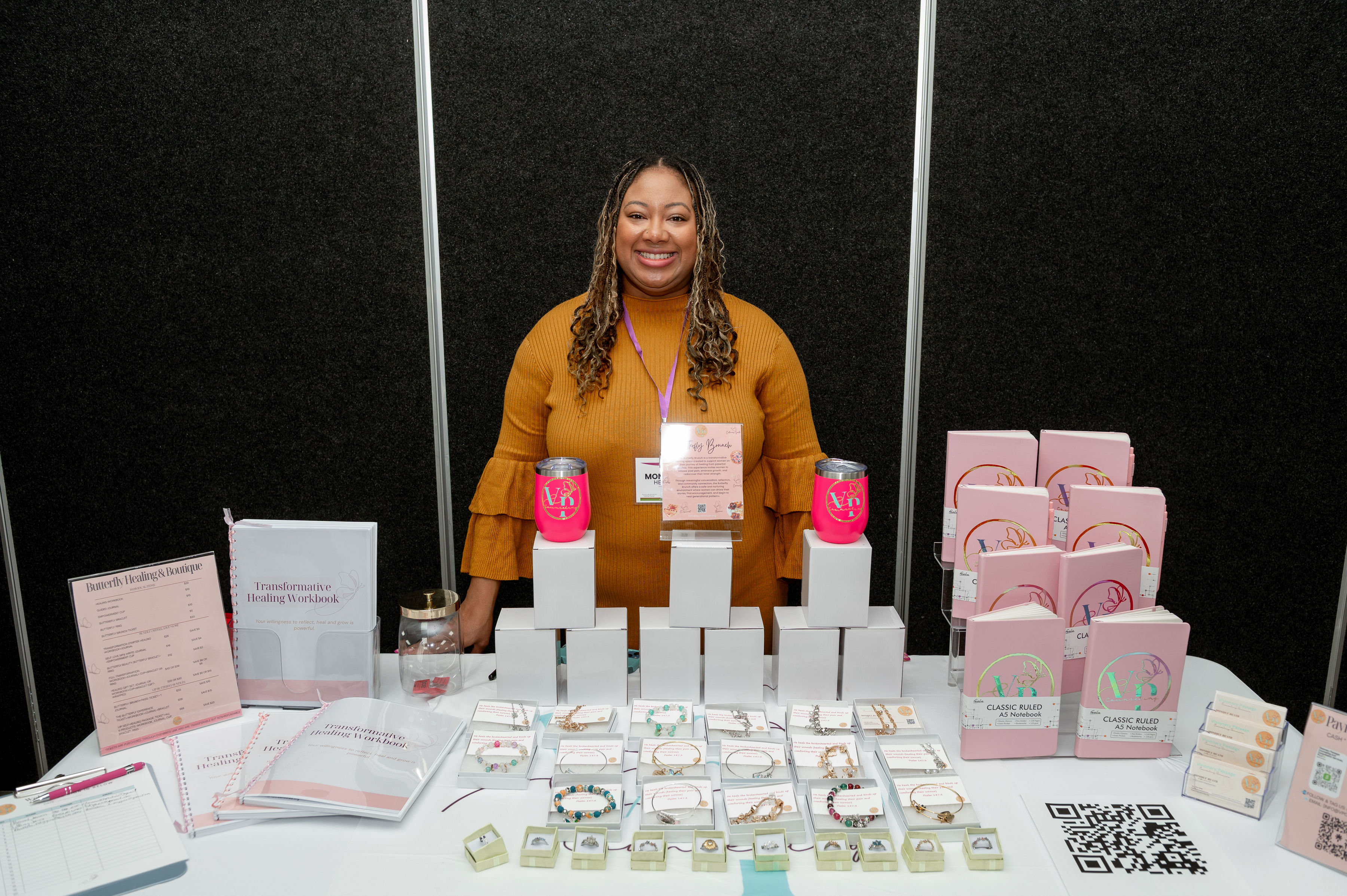 WBL Marketplace — attendees at the showcase tables.